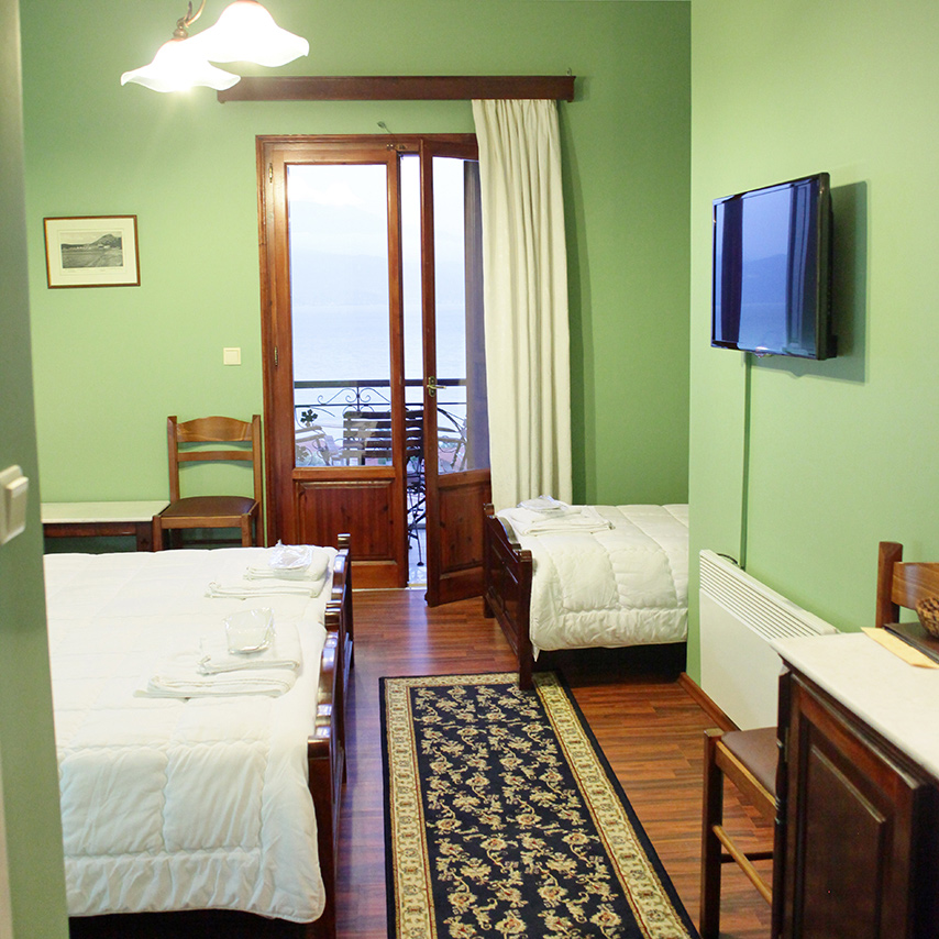 Ilion Hotel Nafpaktos Twin Room.